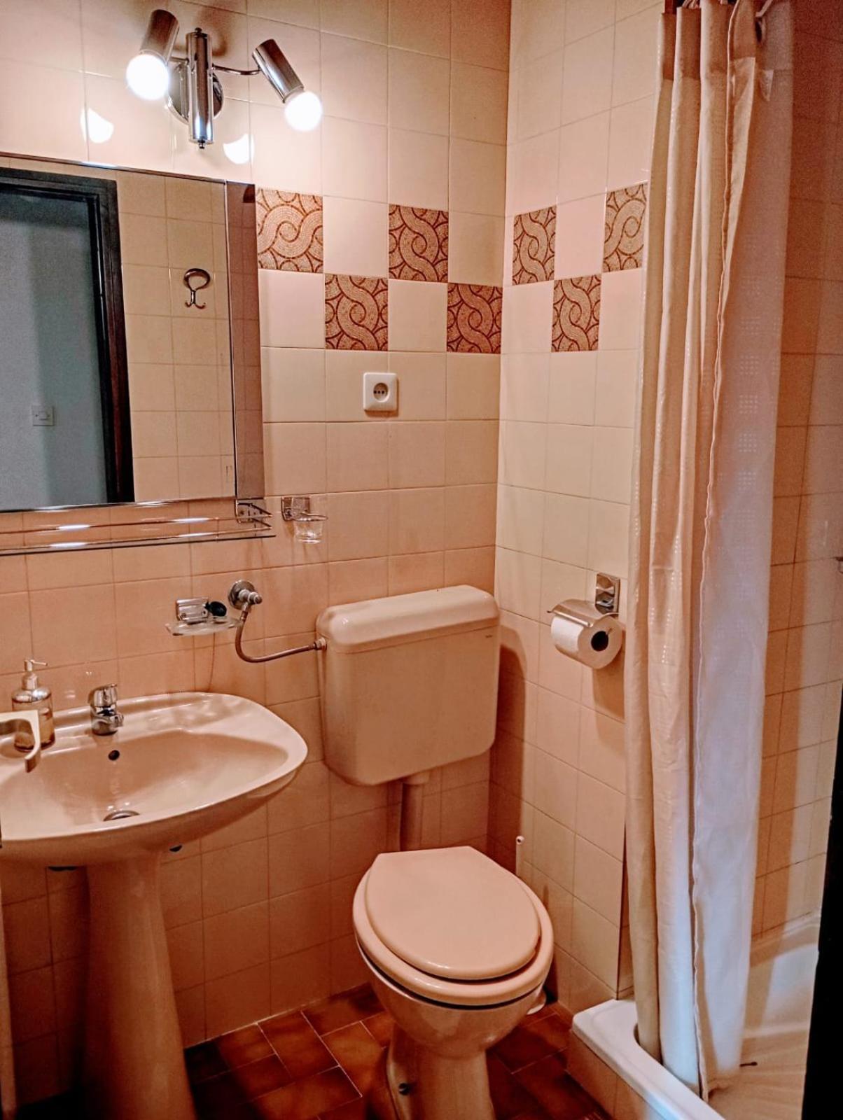 Rooms Helena Крк Екстер'єр фото