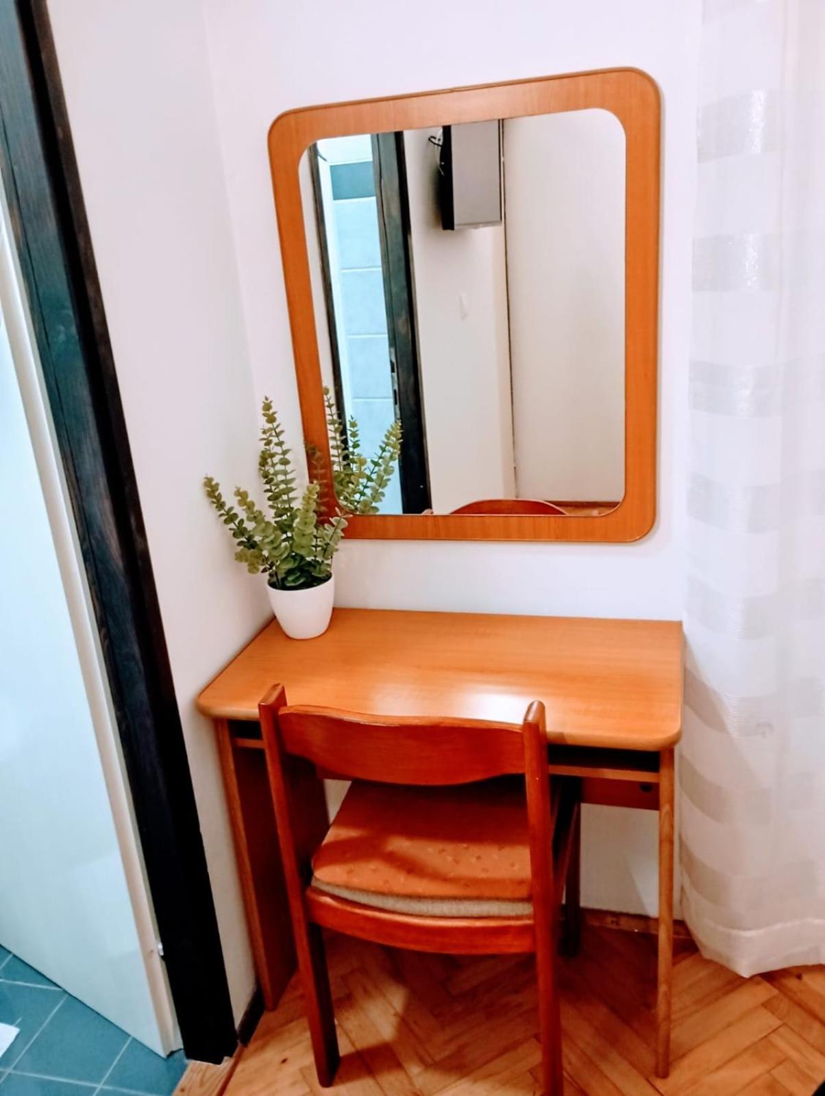 Rooms Helena Крк Екстер'єр фото